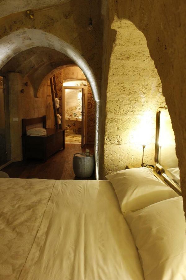Casa Linda Bed & Breakfast Matera Ngoại thất bức ảnh